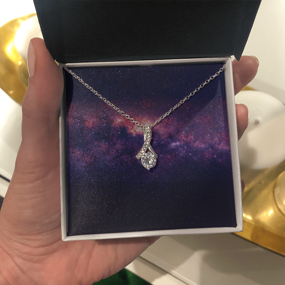 Alluring Beauty Necklace